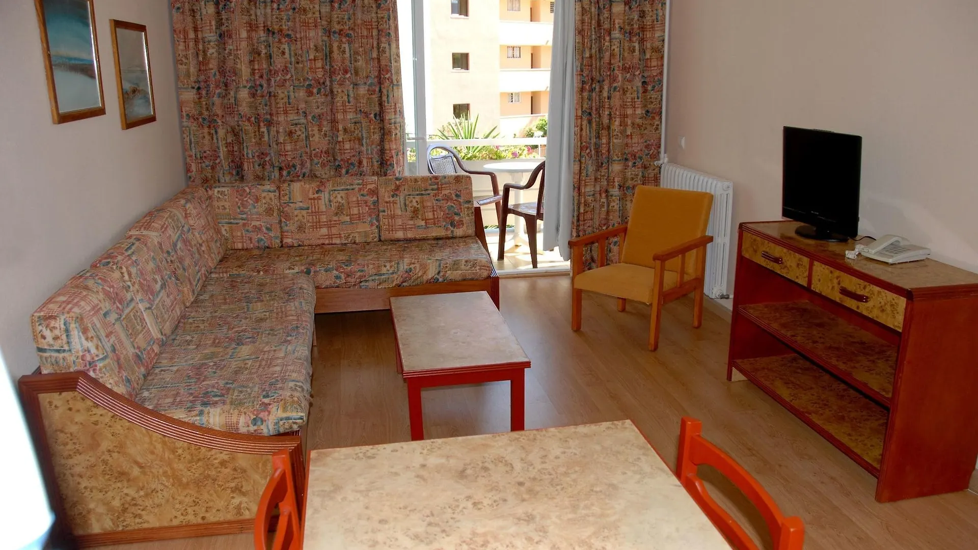 Apartamentos Martha'S Palma Nova  Aparthotel Palma Nova (Mallorca)